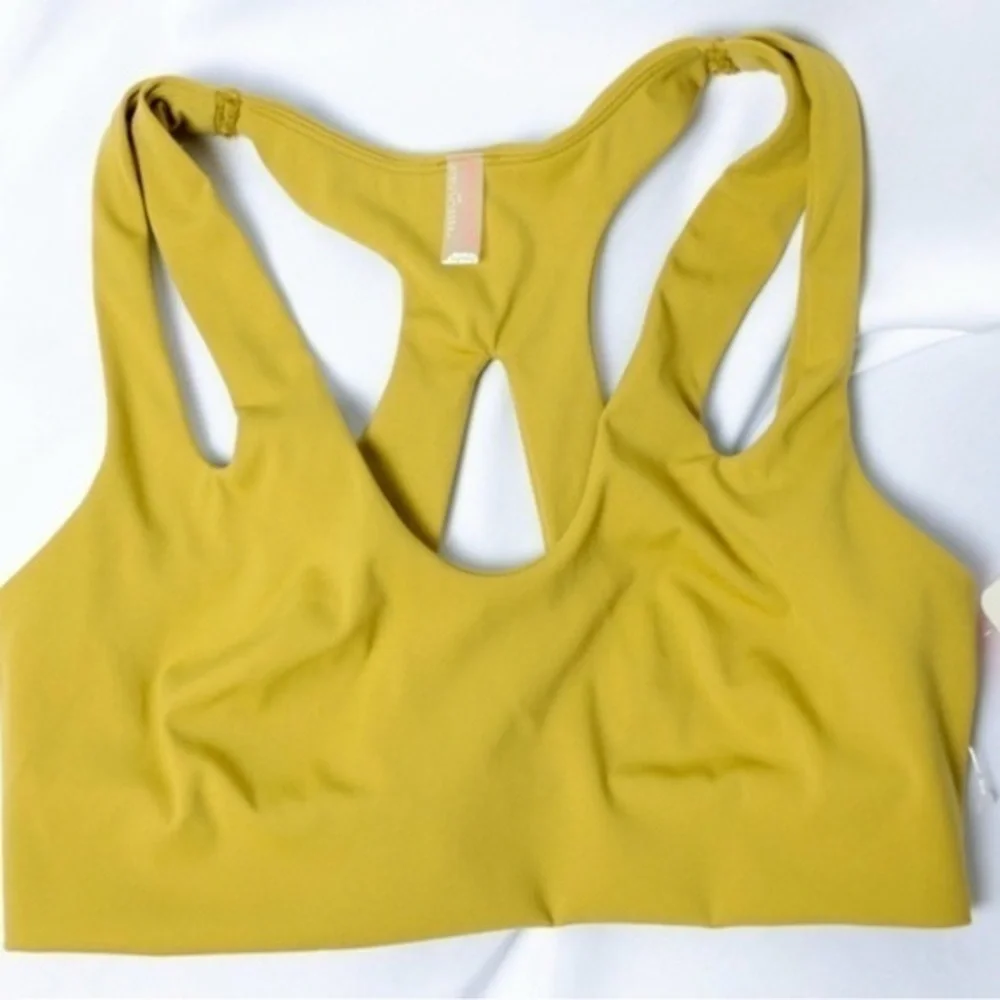 🅽🅴🆆 𝓕𝓻𝓮𝓮 𝓟𝓮𝓸𝓹𝓵𝓮 Movement racerback marigold sports bra, size XS